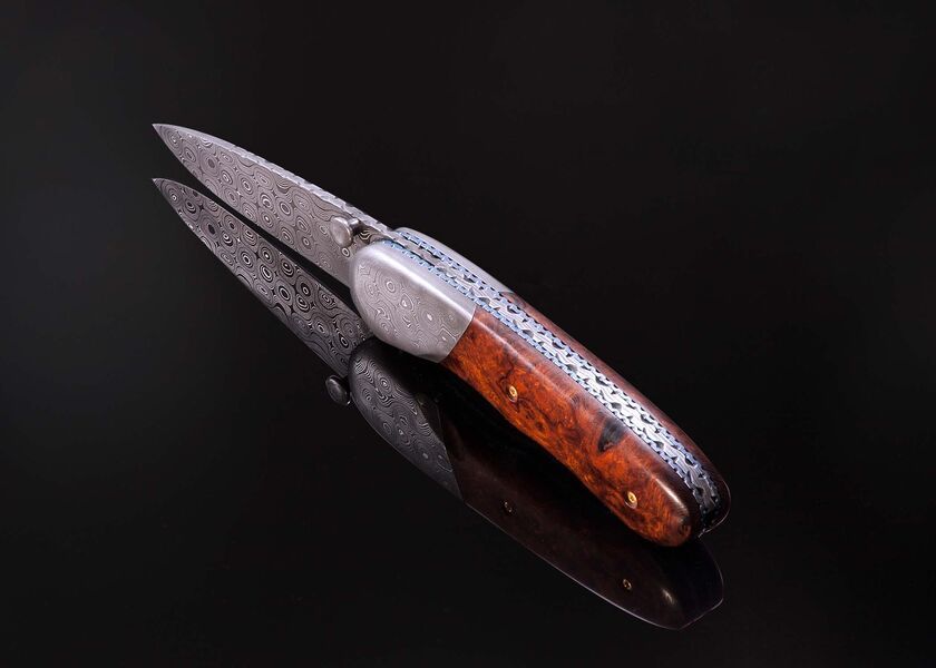 Raindrop Damascus and Ironwood Burl Folder side view