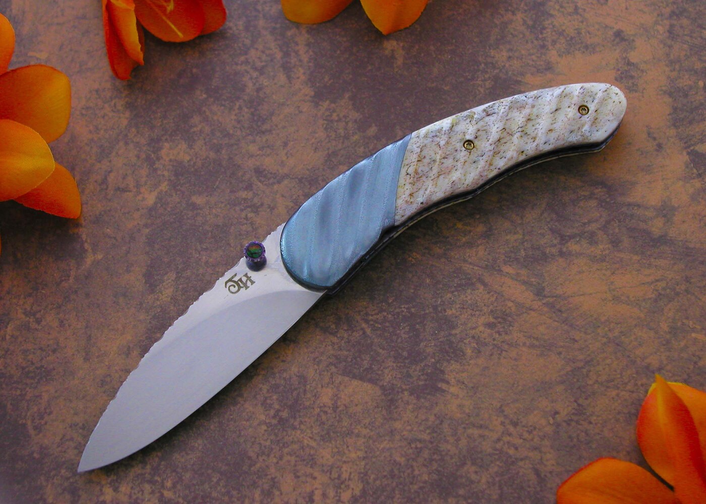 STELLITE® 6K and Fluted Oosic Folder