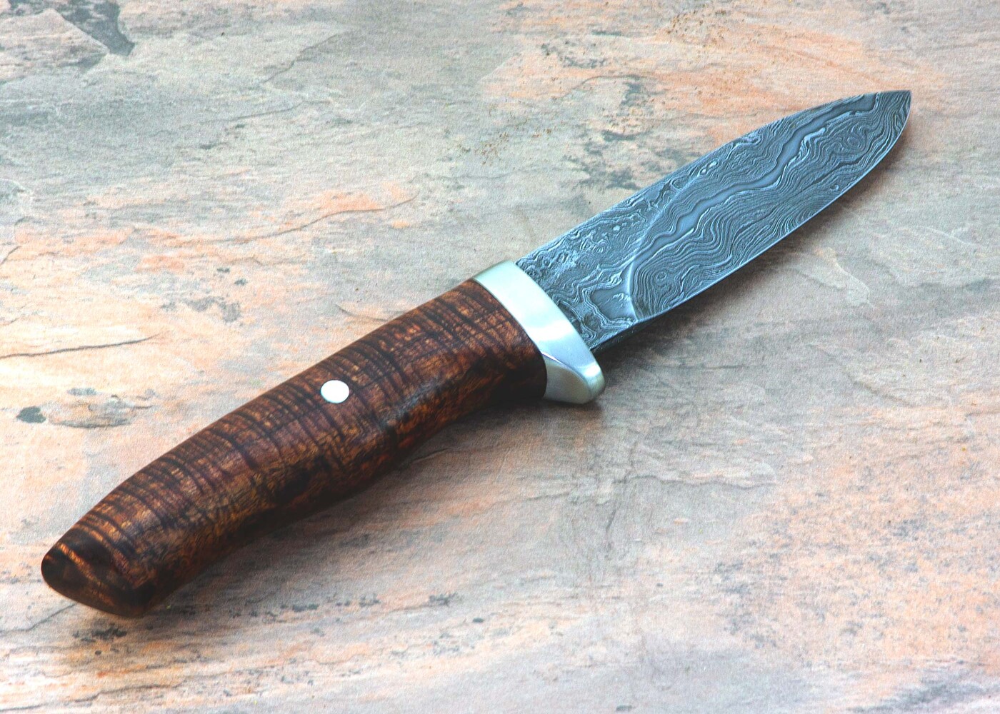 Aberdeen Damascus Hunter with Curly Koa Handle and Pearl Inlay other view