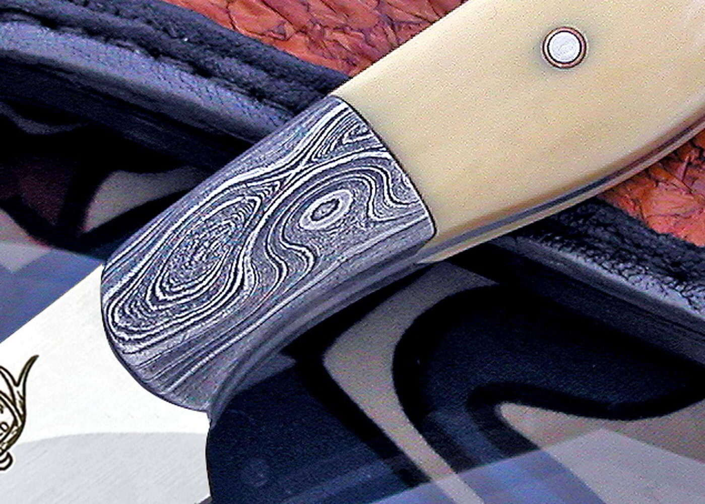 Bavarian Hunter with Damascus Bolsters and Mammoth Ivory close up