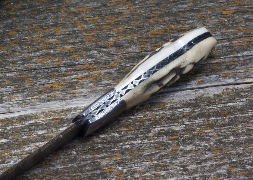 Kernmantle Damascus Stag Hunter bottom view