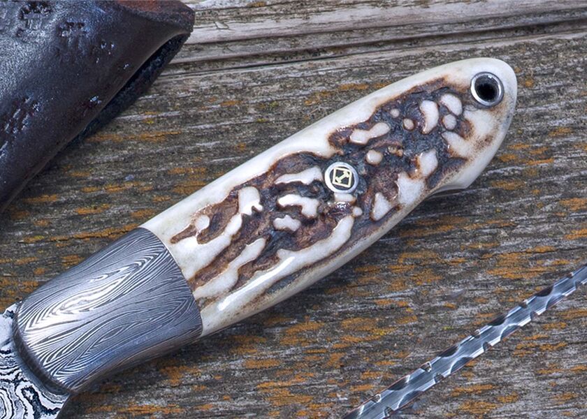 Kernmantle Damascus Stag Hunter close up