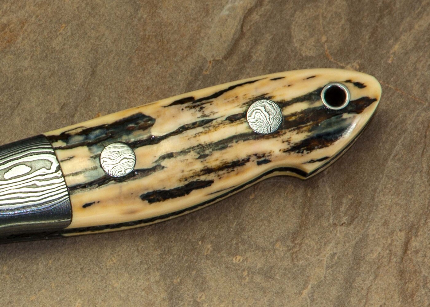 Random Damascus and Mammoth Ivory Hunter close view